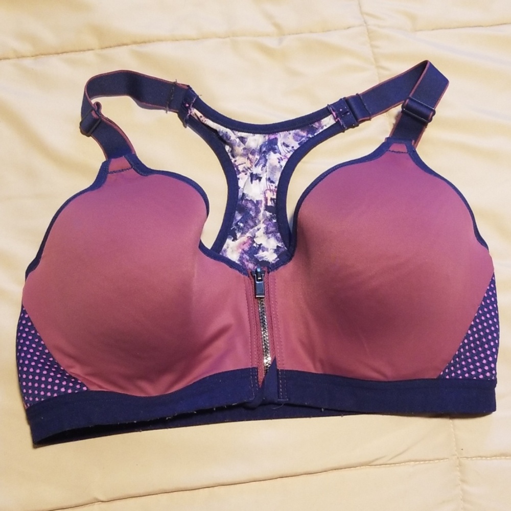 Maiden Form Zipper Closure Sports Bra